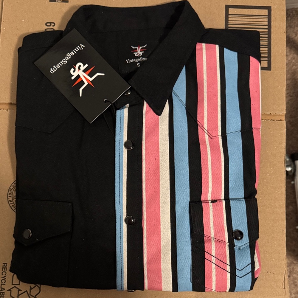 Vintage Pearl Snap Button Up